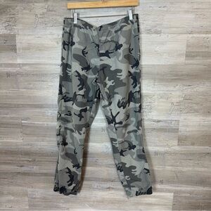 Patagonia Men's Gray Camouflage Hiking Pants